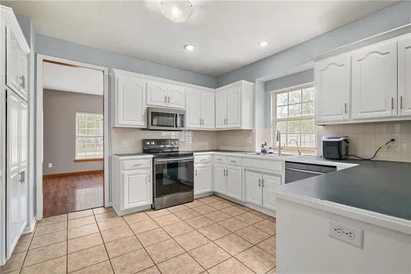 $440,000 | 20865 Poplar Court, Spring Hill, KS 66083