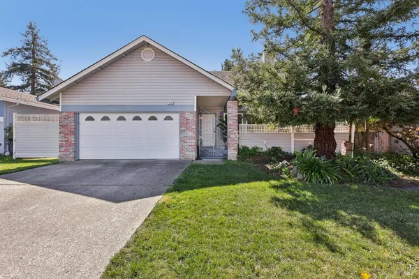 $705,000 | 1553 Holly Avenue, Rohnert Park, CA 94928