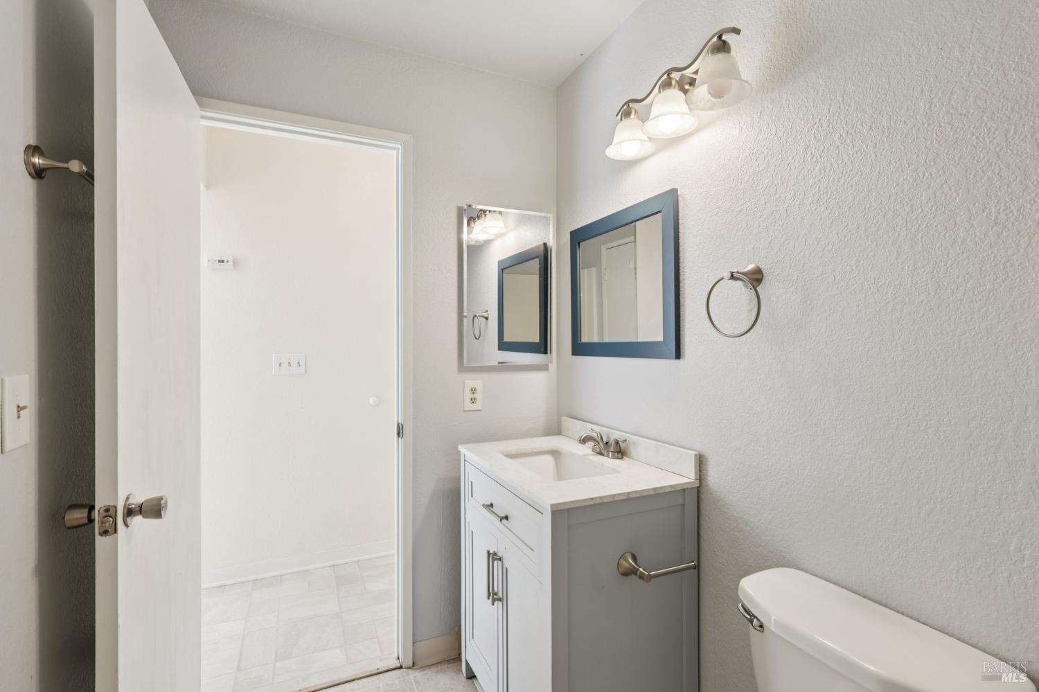 1553 Holly Avenue Rohnert Park, CA 94928 - Photo 12 of 29