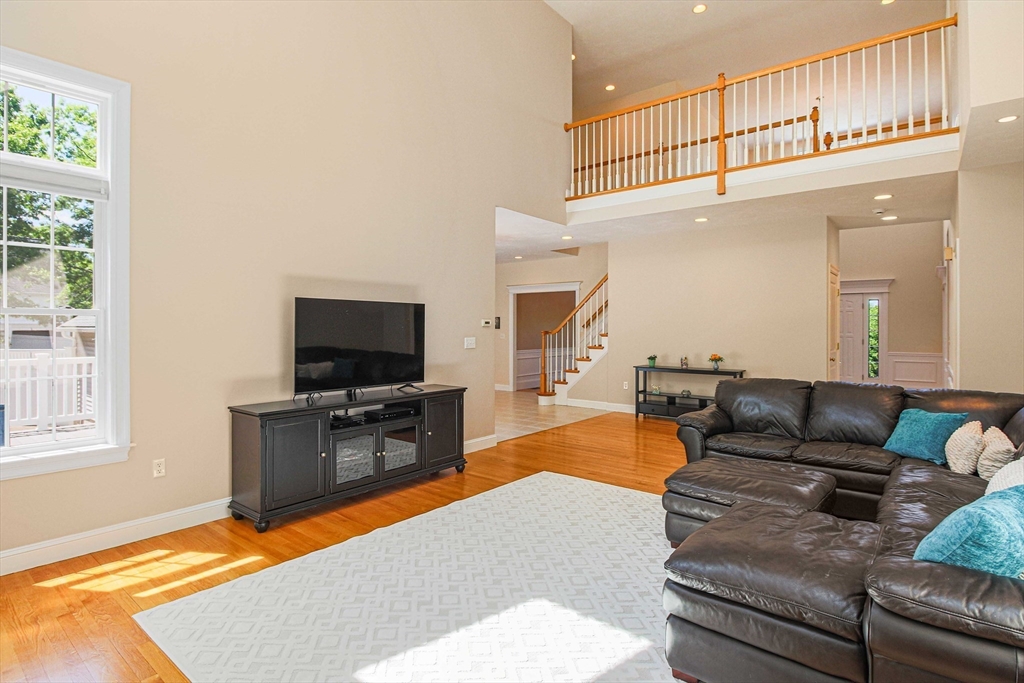 17 Dudley Road Mendon, MA 01756 - Photo 19 of 39