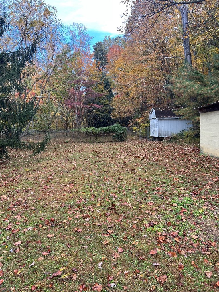 725 Friends Mission Road Ararat, VA 24053 - Photo 17 of 18 Gallery Image 17