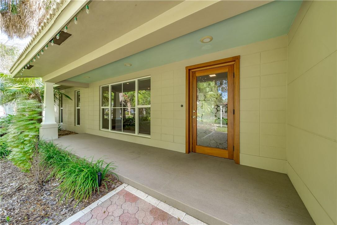 1920 Southwest 67th Terrace Plantation, FL 33317 - Photo 5 of 65 a view of an entrance of the house