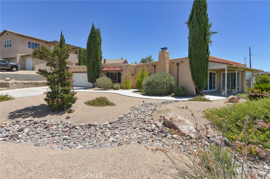 13781 Titonka Road Apple Valley, CA 92307 - Photo 1 of 1 Gallery Image 1