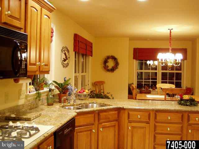 13 Longview Road Loganville, PA 17360 - Photo 3 of 9 Gallery Image 3