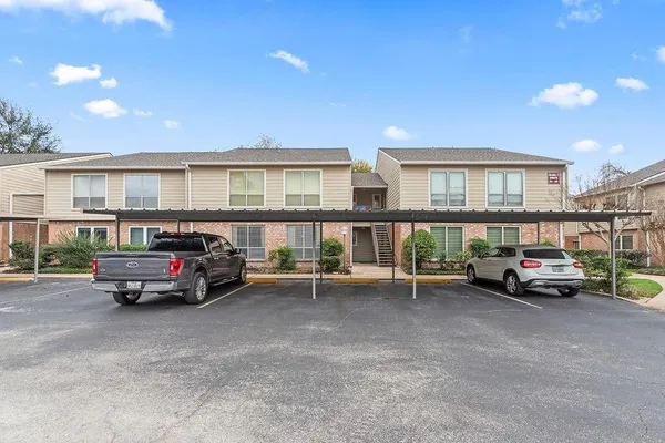 $1,800 | 5005 Georgi Lane, Unit 64, Houston, TX 77092