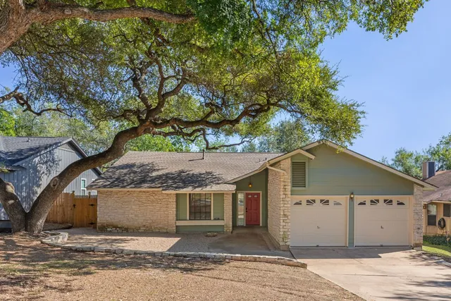 $2,100 | 2923 Norfolk Drive, Austin, TX 78745