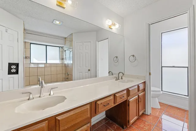 $2,100 | 2923 Norfolk Drive, Austin, TX 78745
