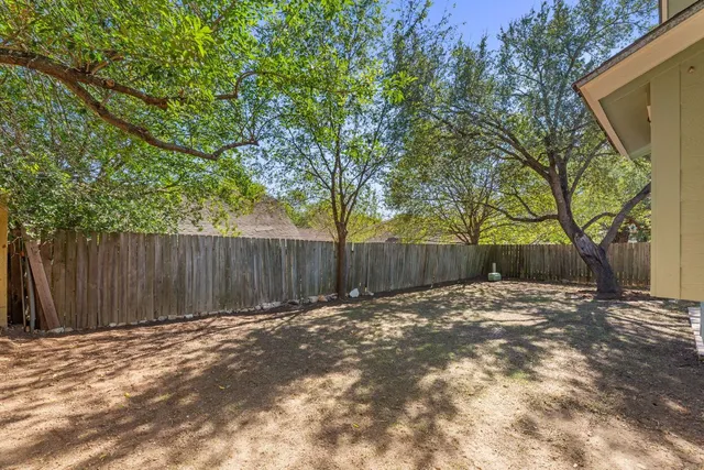 $2,100 | 2923 Norfolk Drive, Austin, TX 78745