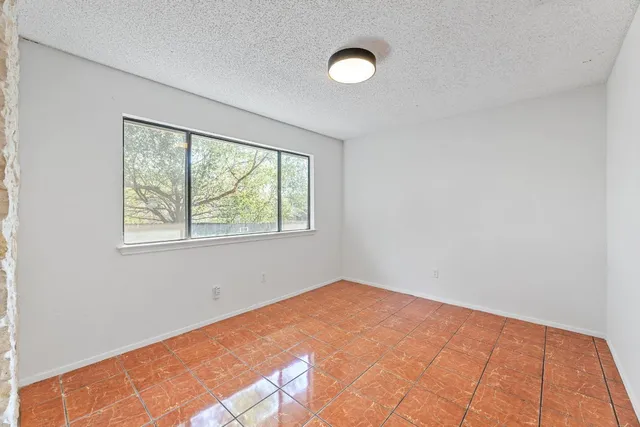 $2,100 | 2923 Norfolk Drive, Austin, TX 78745