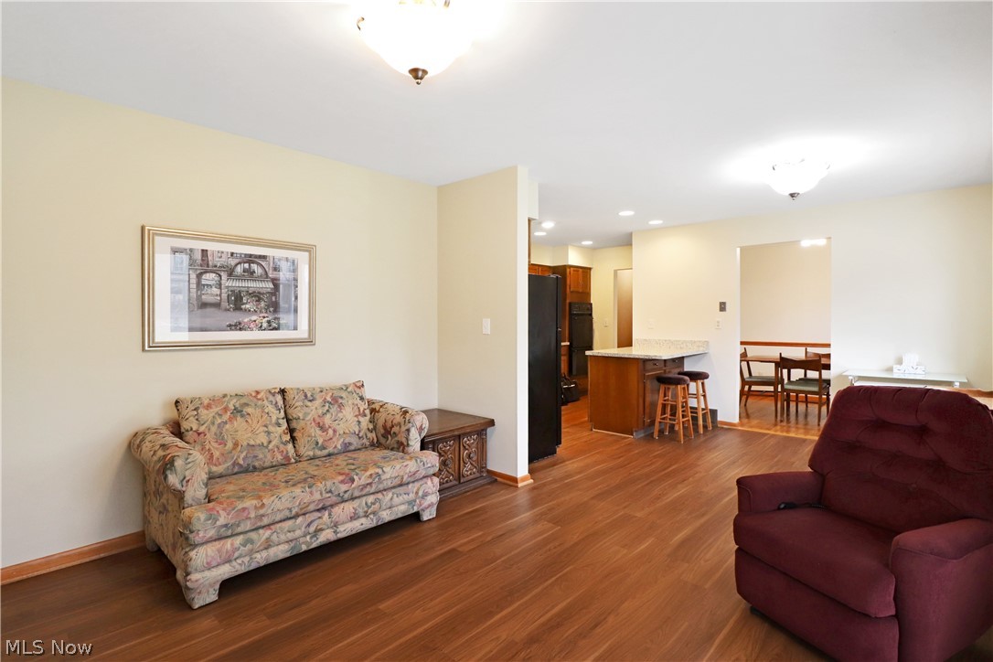 3003 Bancroft Road Akron, OH 44333 - Photo 9 of 29 Gallery Image 9