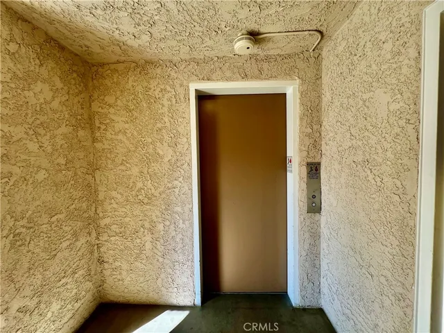 a close view of washer and dryer