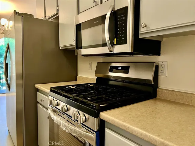 a close view of sink and tap