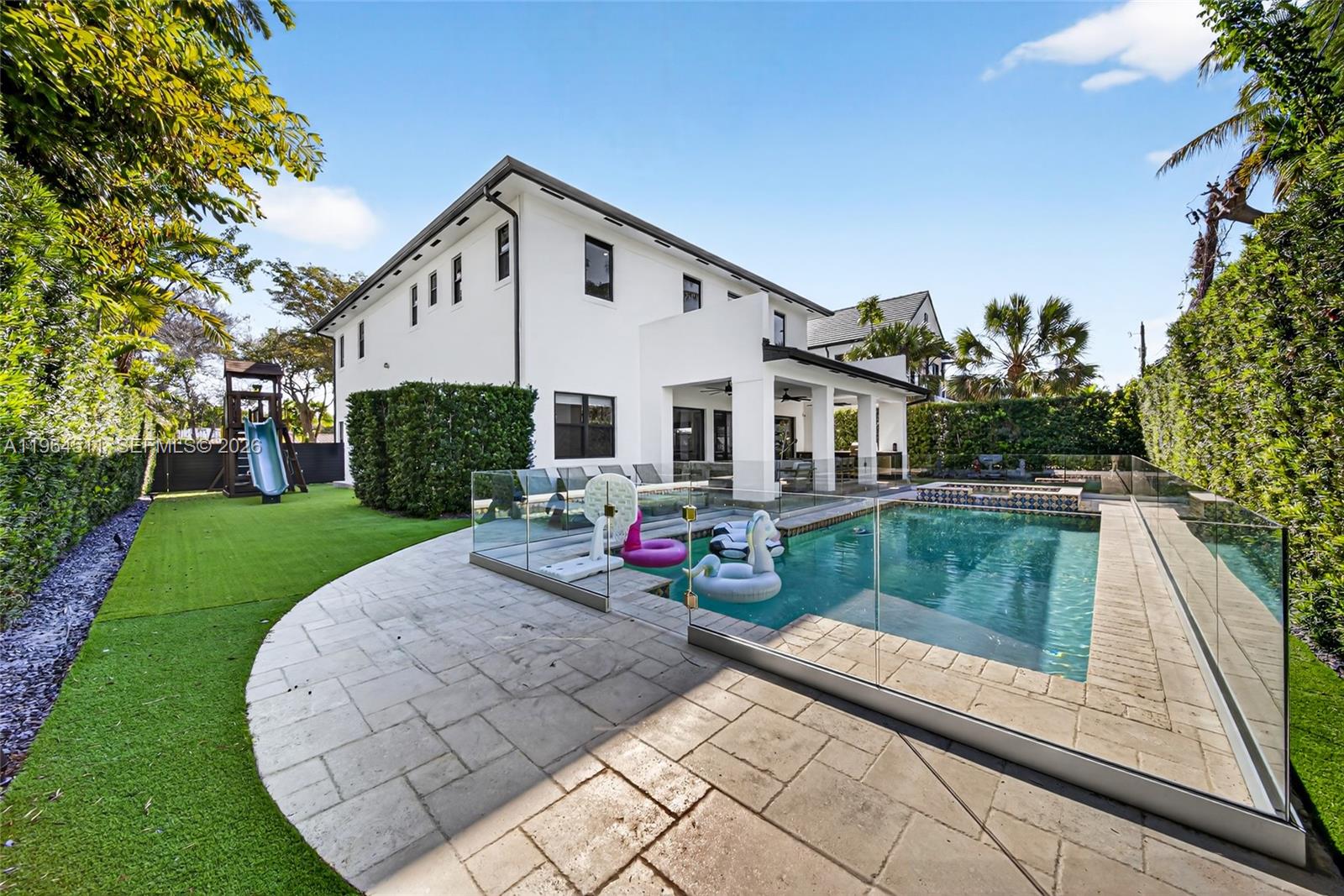 7500 Southwest 55th Avenue Miami, FL 33143 - Photo 28 of 48