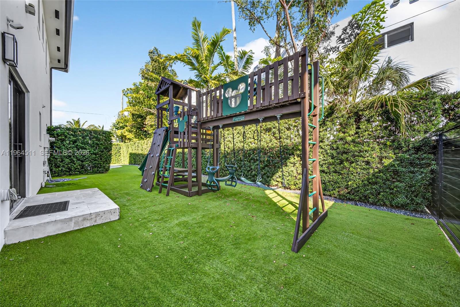 7500 Southwest 55th Avenue Miami, FL 33143 - Photo 30 of 48