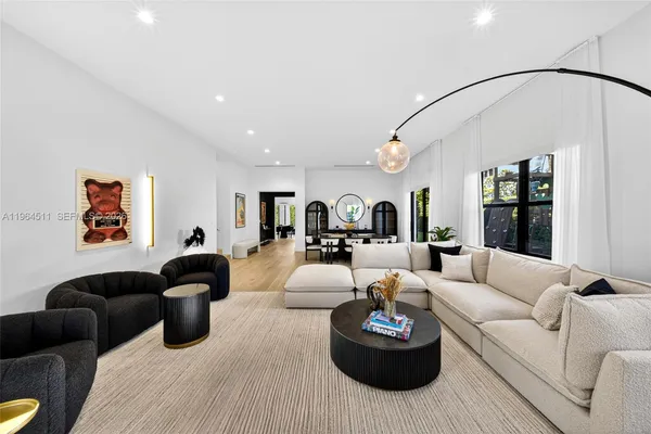 $4,950,000 | 7500 Southwest 55th Avenue, Miami, FL 33143