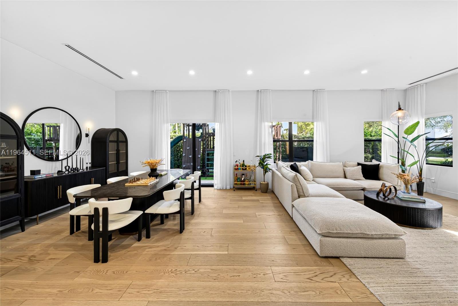 7500 Southwest 55th Avenue Miami, FL 33143 - Photo 9 of 48