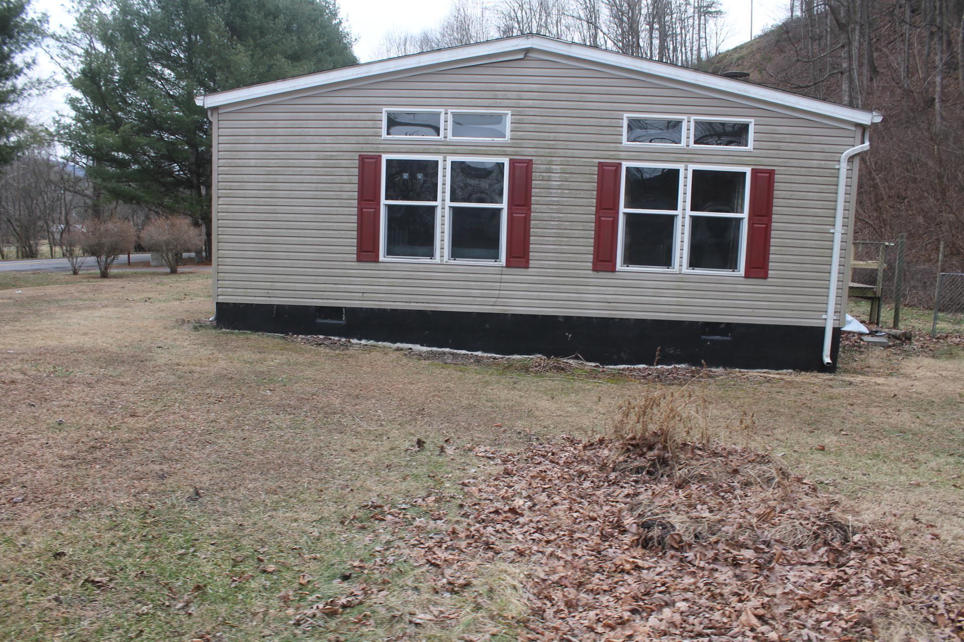 5406 Johnson Creek Road Covington, VA 24426 - Photo 5 of 31 IMG_3144 dated