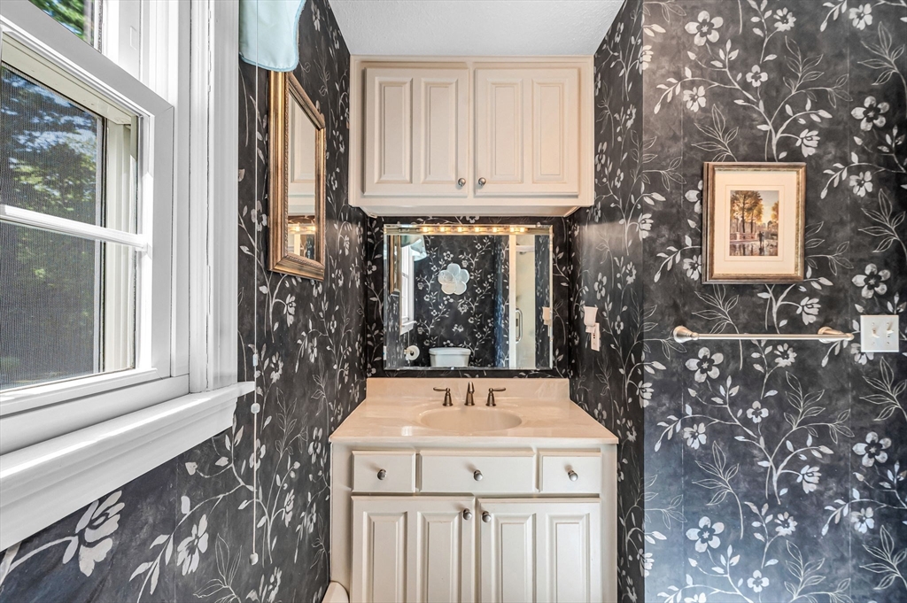 34 Blacksmith Road Wilbraham, MA 01095 - Photo 25 of 31