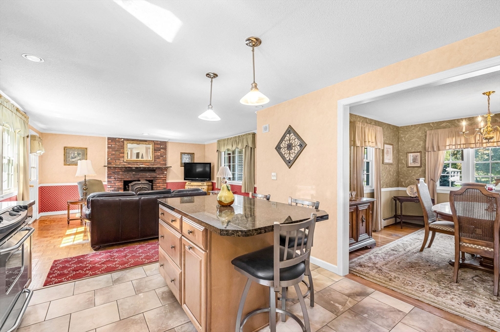 34 Blacksmith Road Wilbraham, MA 01095 - Photo 9 of 31
