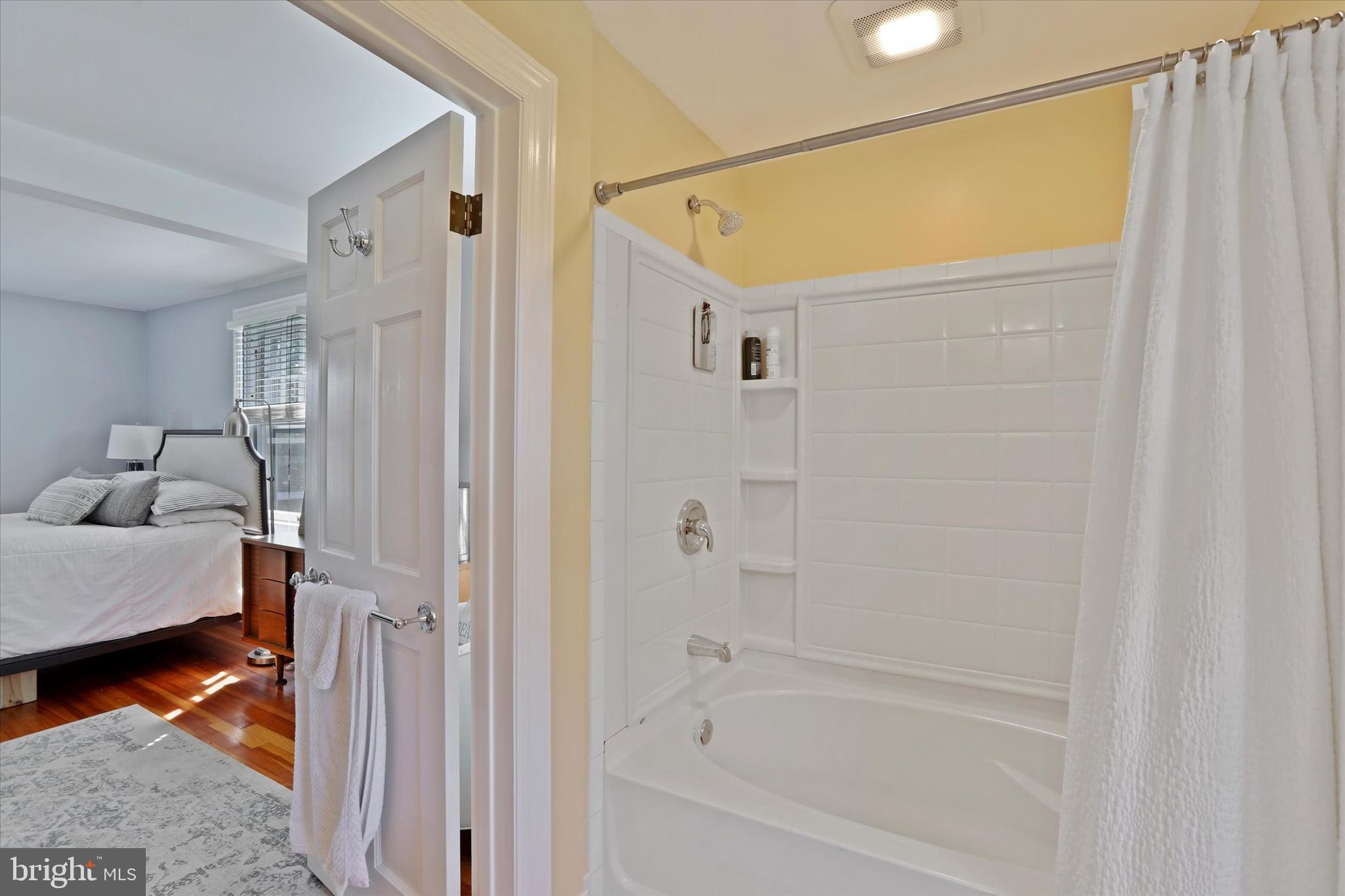 15 Effingham Road Yardley, PA 19067 - Photo 30 of 39 Gallery Image 30