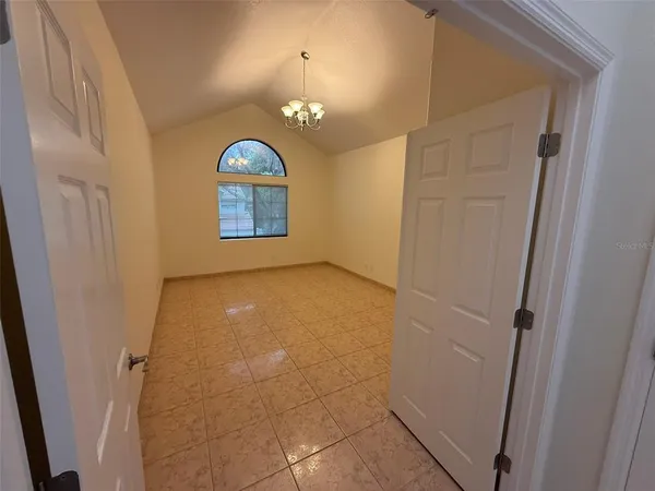 $2,575 | 505 Via Del Oro Drive, Unit 201, Altamonte Springs, FL 32714