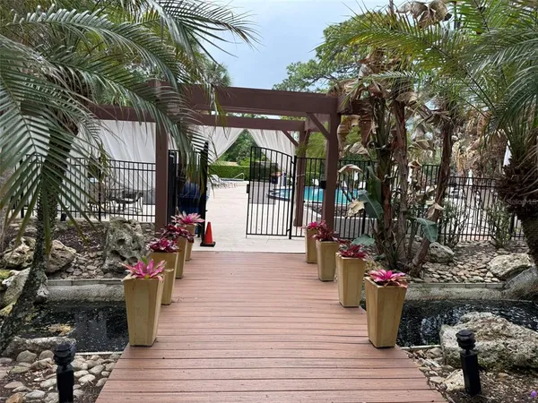 $2,575 | 505 Via Del Oro Drive, Unit 201, Altamonte Springs, FL 32714