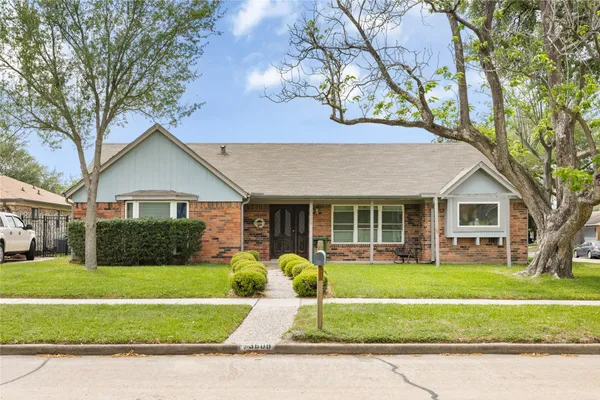 $250,000 | 3609 Elizabeth, Deer Park, TX 77536