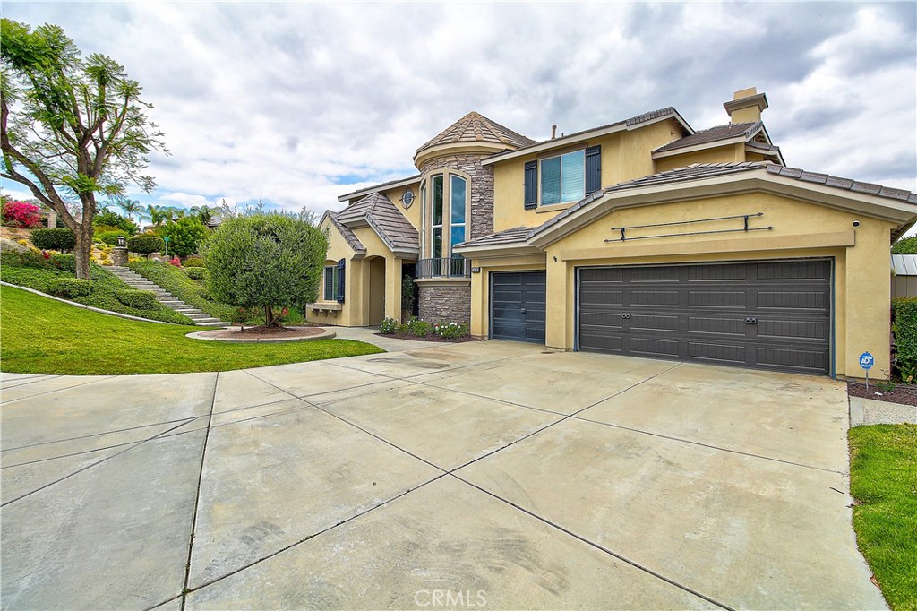 14182 Crystal View Terrace Riverside, CA 92508 - Photo 5 of 73 Gallery Image 5