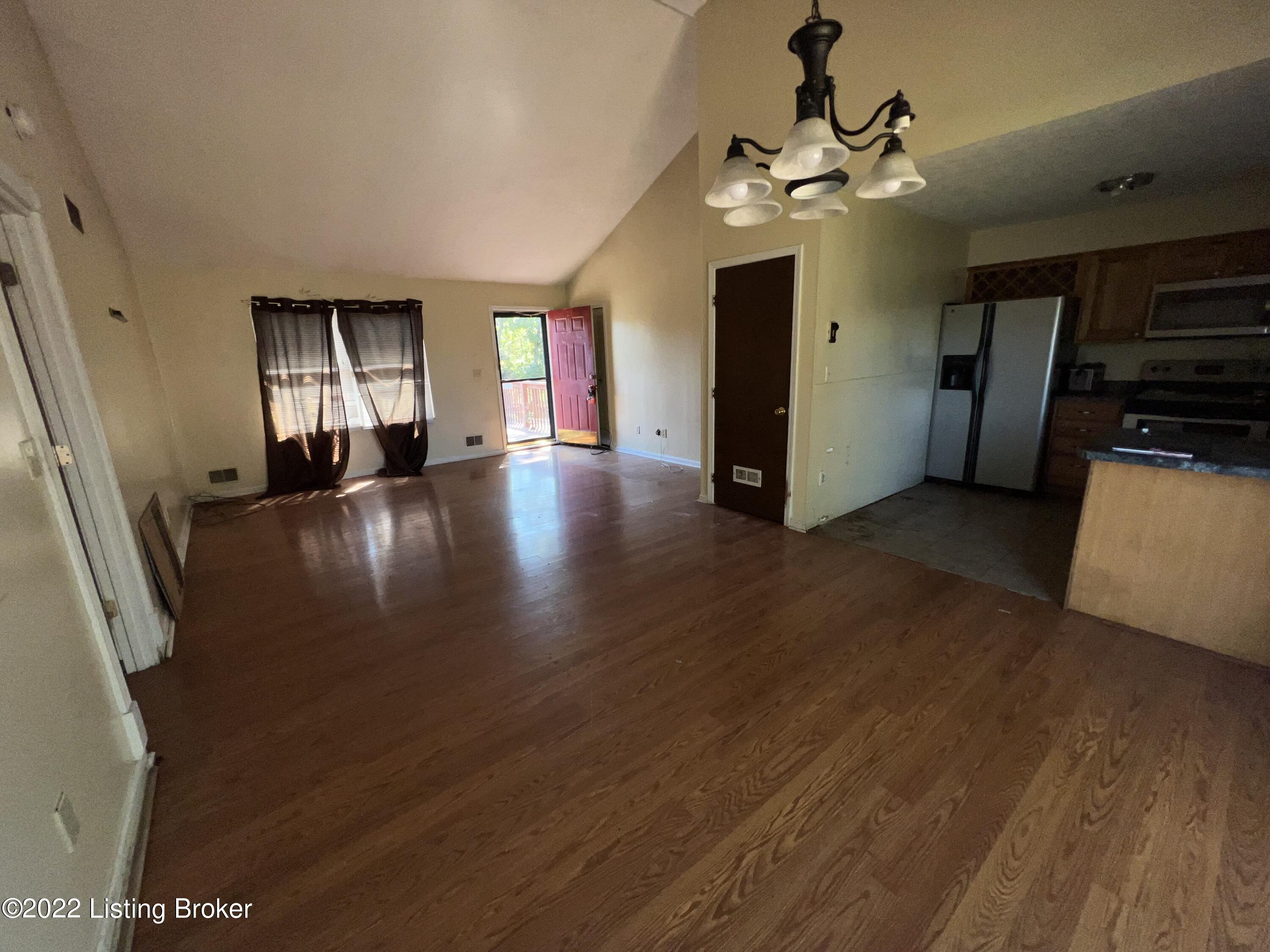 656 Heritage Road Radcliff, KY 40160 - Photo 6 of 11 image_50396161