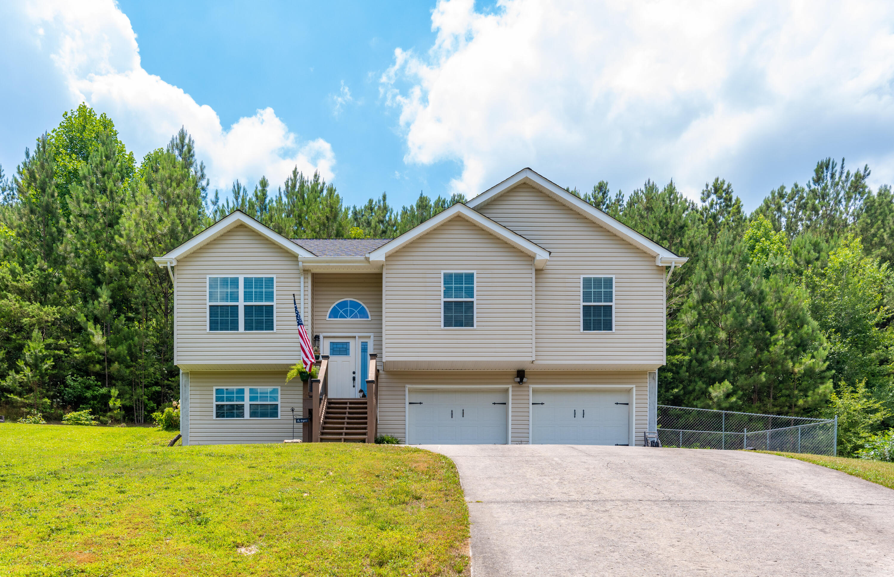482 Pinewood Drive Rock Spring, GA 30739 - Photo 1 of 30 DSC_0225