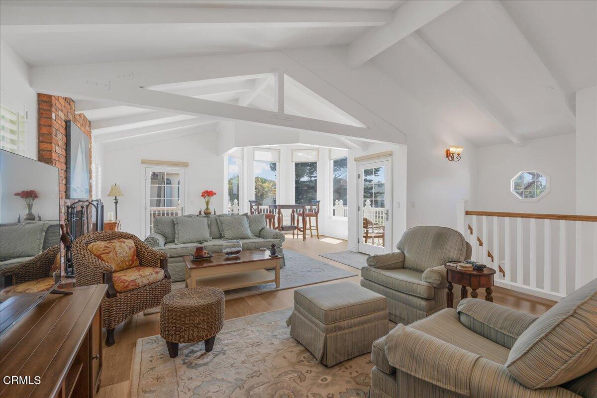1230 Mandalay Beach Road Oxnard, CA 93035 - Photo 8 of 51 066-DSC05885