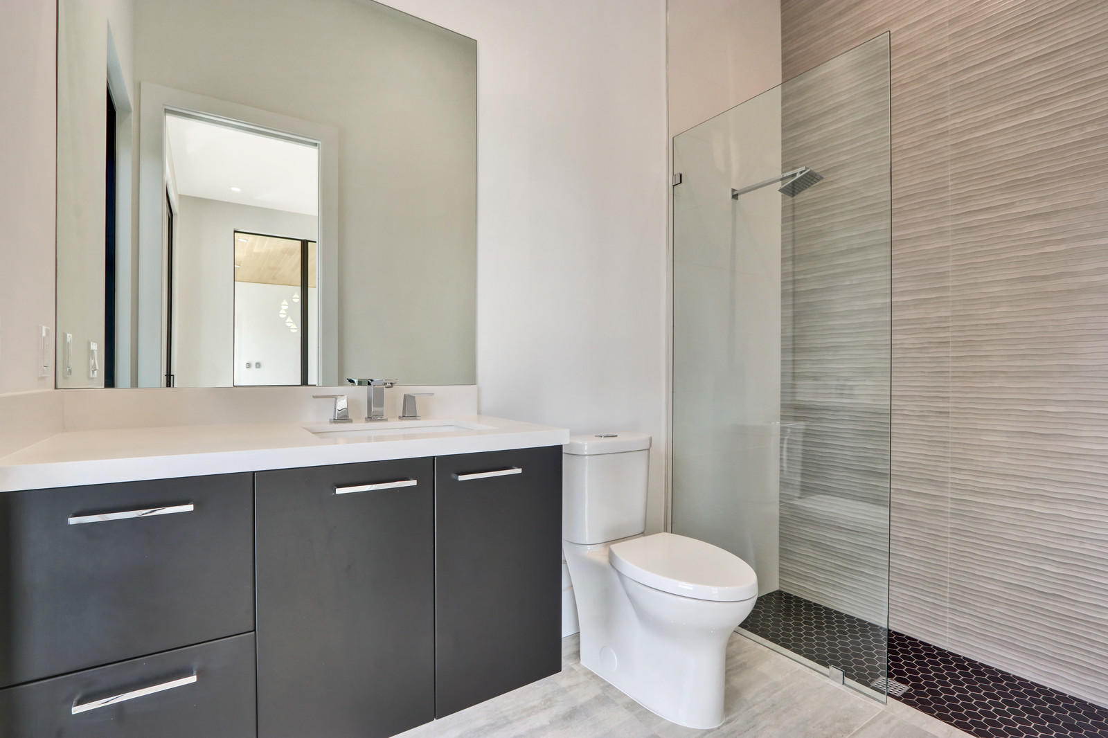 784 Northeast 70th Street Boca Raton, FL 33487 - Photo 22 of 56 22_IMG_6875_mls