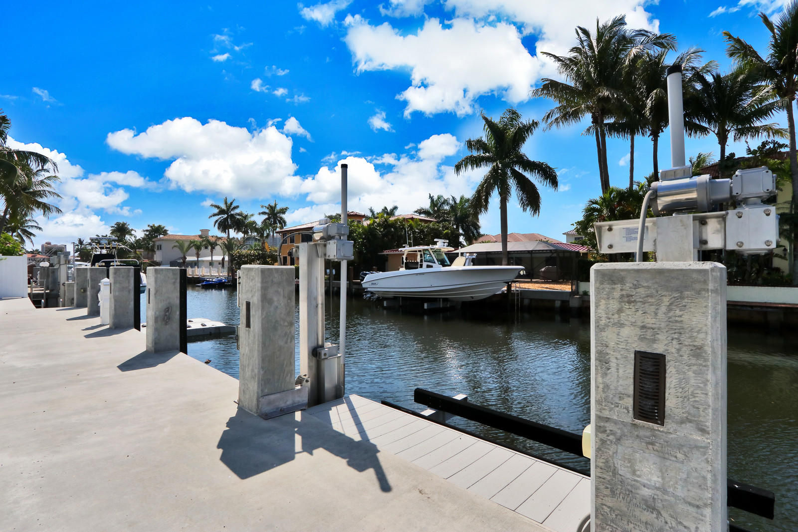 784 Northeast 70th Street Boca Raton, FL 33487 - Photo 52 of 56 52_Image_28_of_30_mls