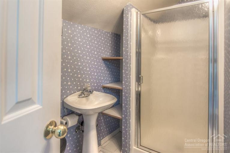 23 Kinglet Road Sunriver, OR 97707 - Photo 19 of 25 Additional Photo