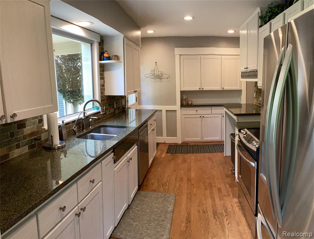 125 Maywood Avenue Rochester, MI 48307 - Photo 25 of 56 Gallery Image 25