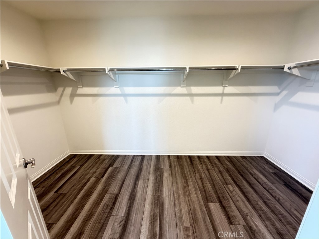 7483 Sage Scrub Road Riverside, CA 92507 - Photo 18 of 33 a close view of hardwood in the kitchen