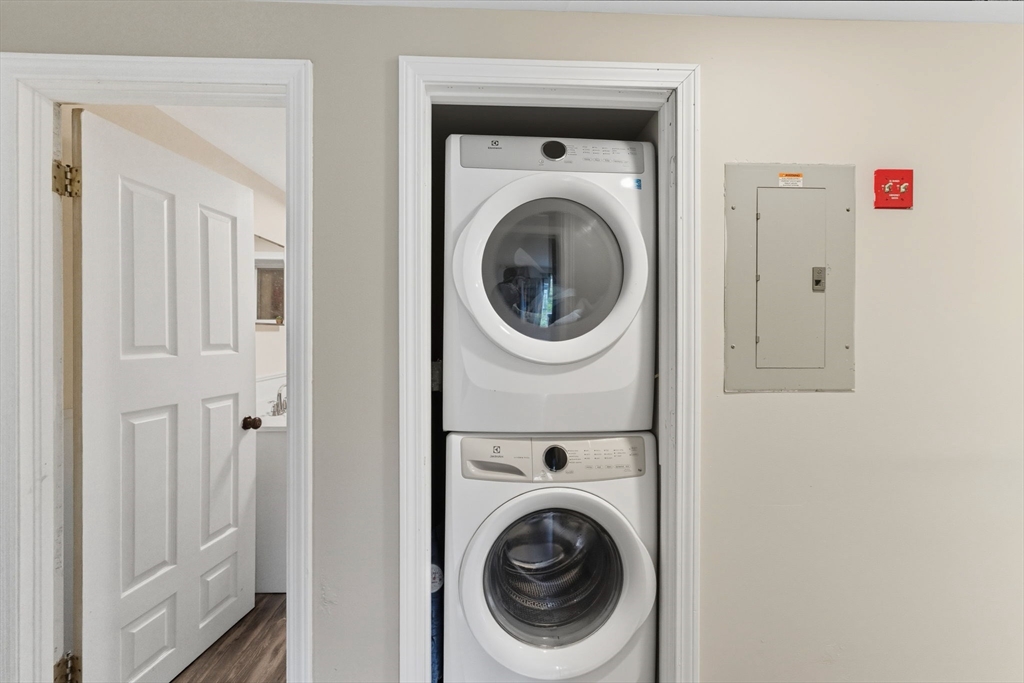 37 Inwood Road Auburn, MA 01501 - Photo 20 of 40 Gallery Image 20