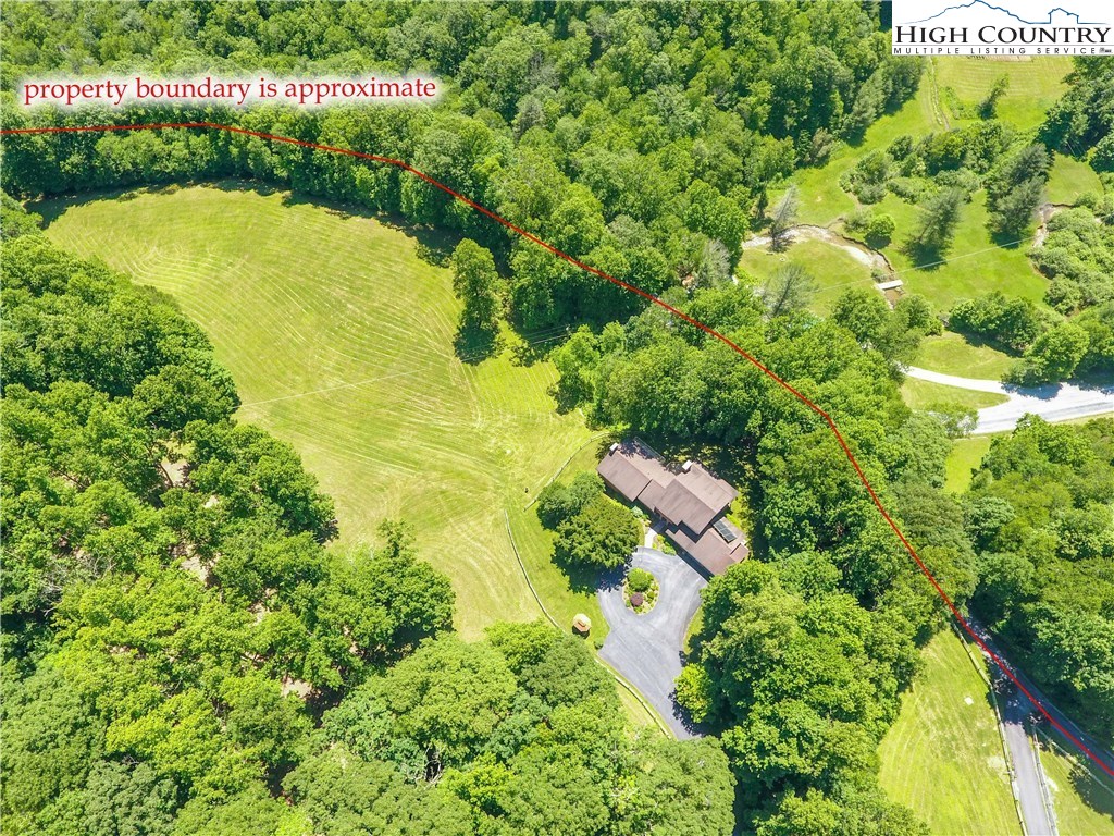 136 Sunburst Lane Boone, NC 28607 - Photo 3 of 47 Gallery Image 3