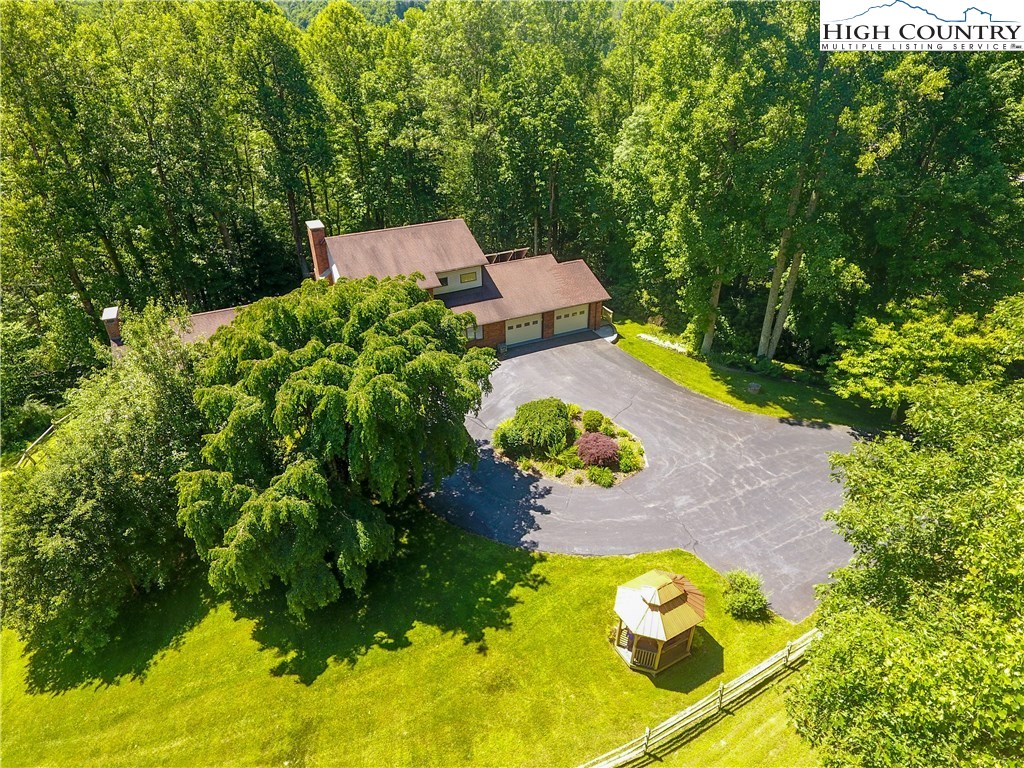 136 Sunburst Lane Boone, NC 28607 - Photo 41 of 47 Gallery Image 41