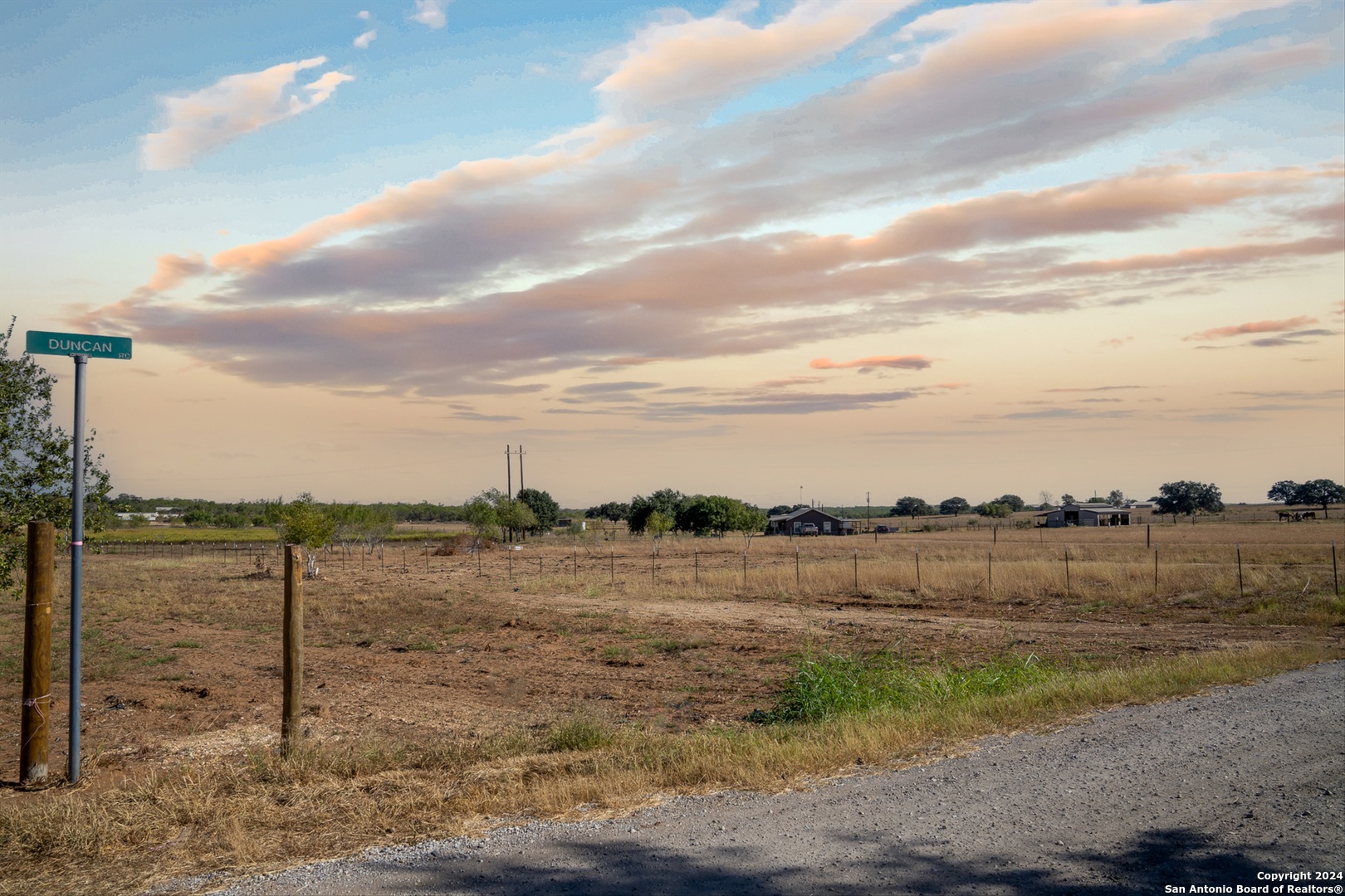 23 Duncan Road Pleasanton, TX 78064 - Photo 1 of 11