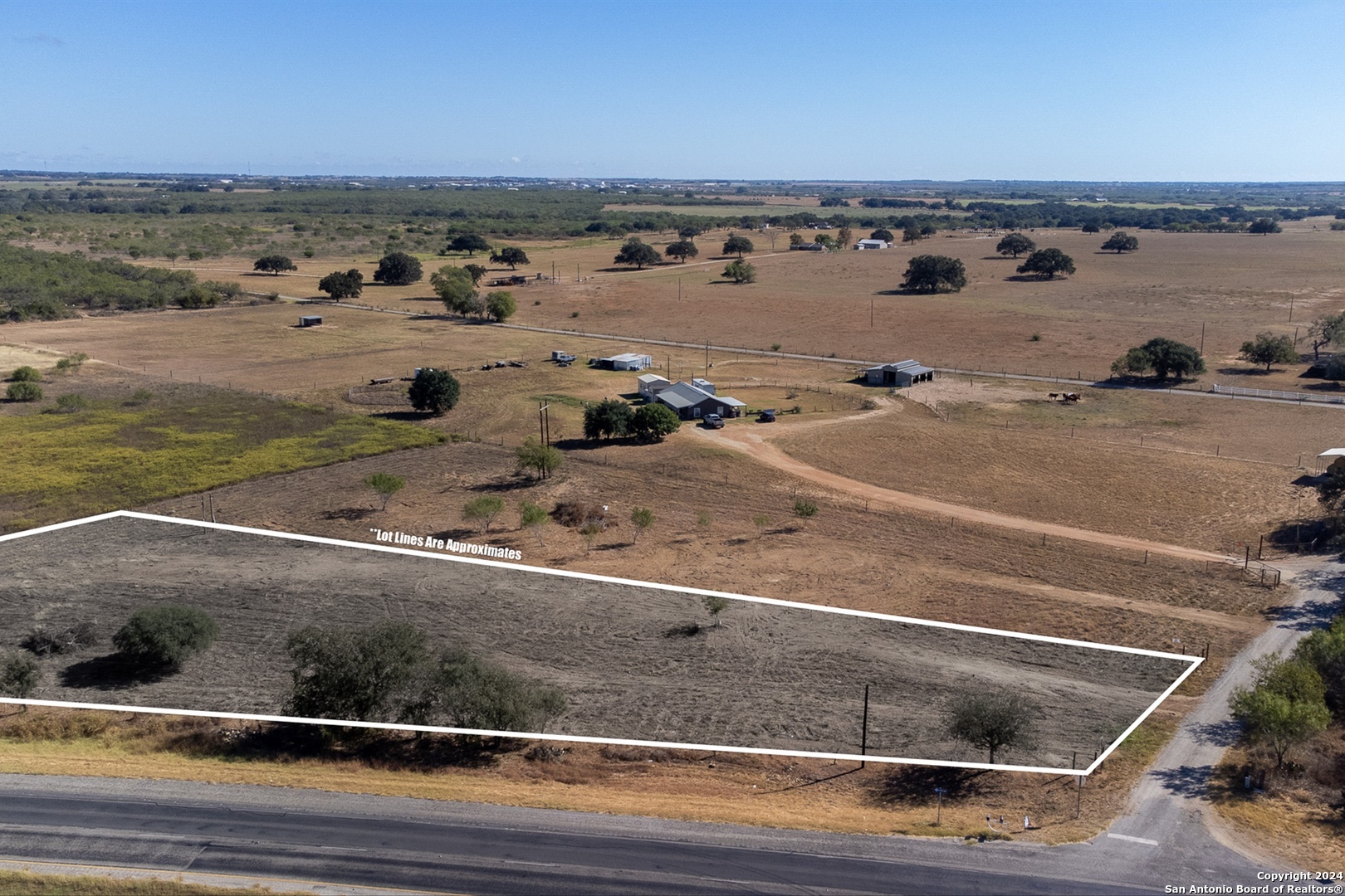 23 Duncan Road Pleasanton, TX 78064 - Photo 5 of 11