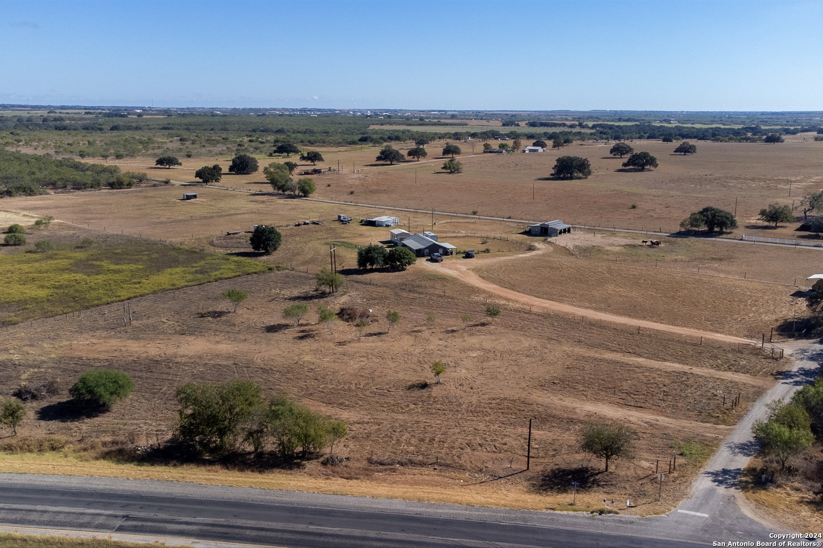 23 Duncan Road Pleasanton, TX 78064 - Photo 8 of 11