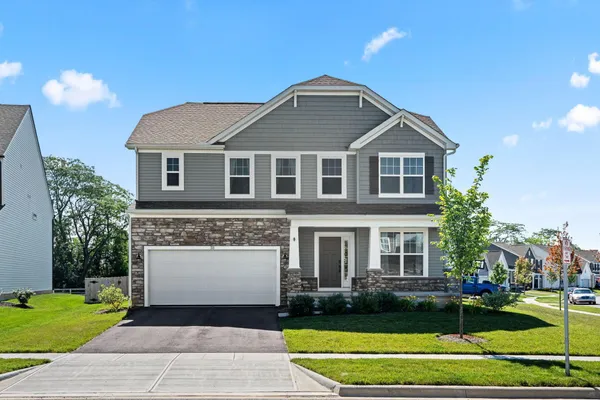 $474,900 | 38 Chambers Bay Road, Commercial Point, OH 43116