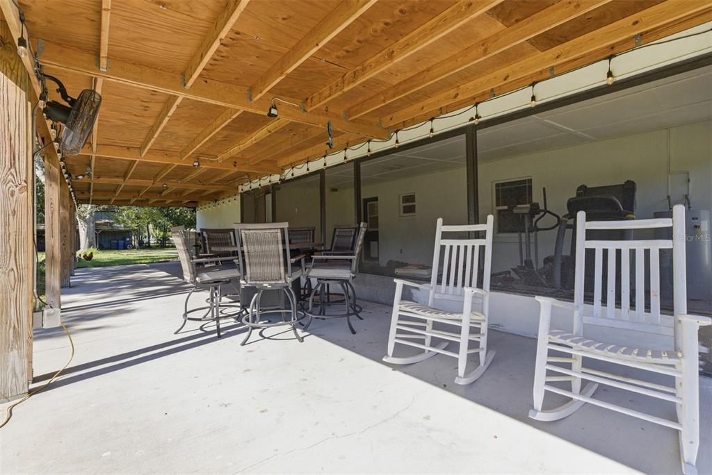 2506 Hawk Griffin Road Plant City, FL 33565 - Photo 15 of 54