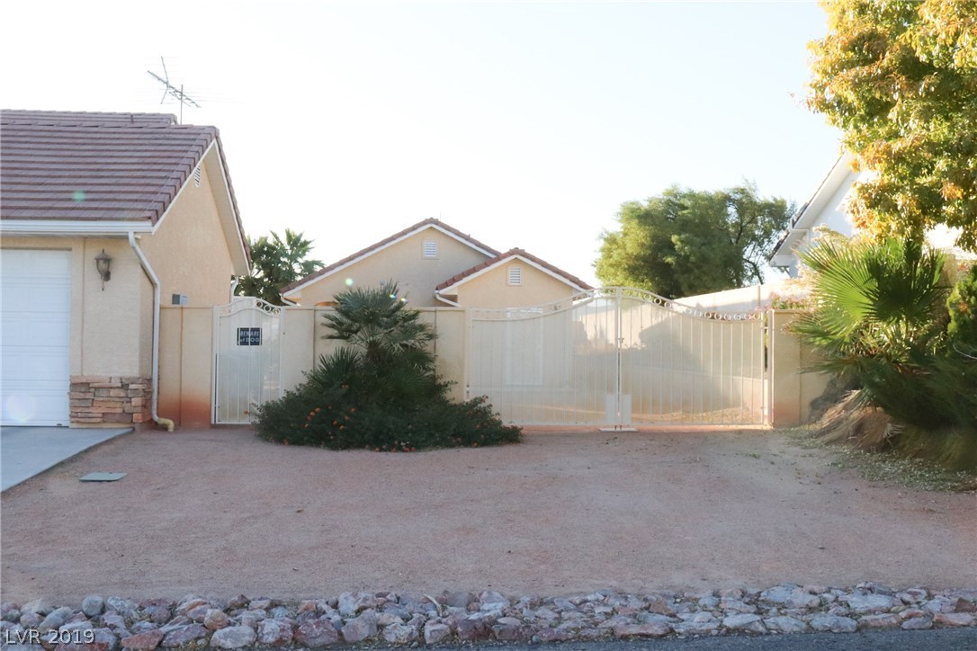 3207 Quaint Ranch Street Logandale, NV 89021 - Photo 2 of 50 Gallery Image 2