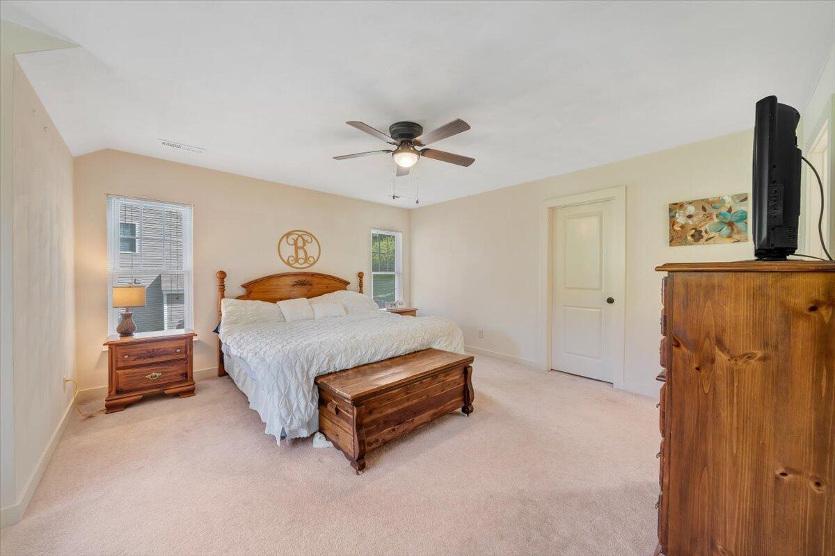 6233 Roselawn Road Roanoke, VA 24018 - Photo 24 of 35 Master