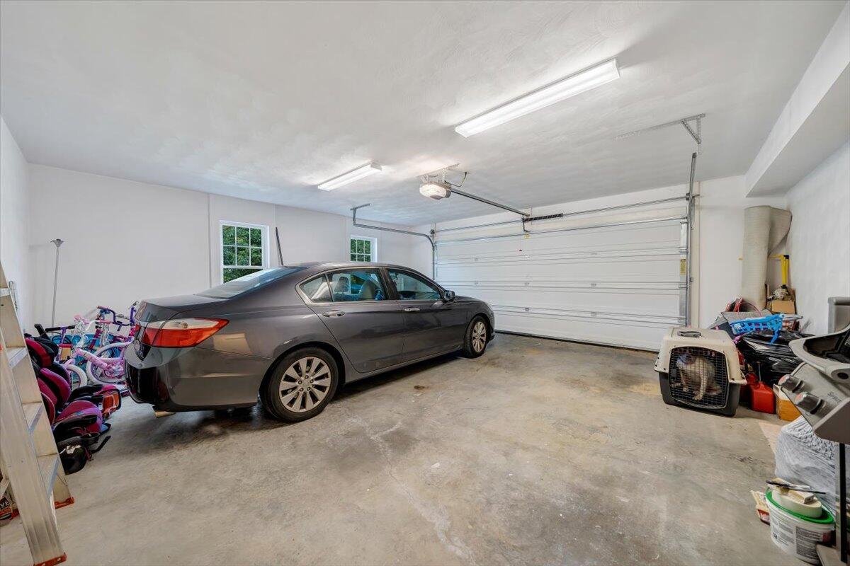 6233 Roselawn Road Roanoke, VA 24018 - Photo 34 of 35 Garage