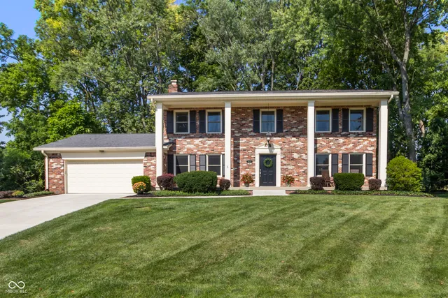 $539,900 | 10194 Briar Creek Lane, Carmel, IN 46033