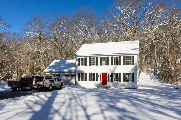 $699,900 | 12 Peaslee Road, Rochester, NH 03867