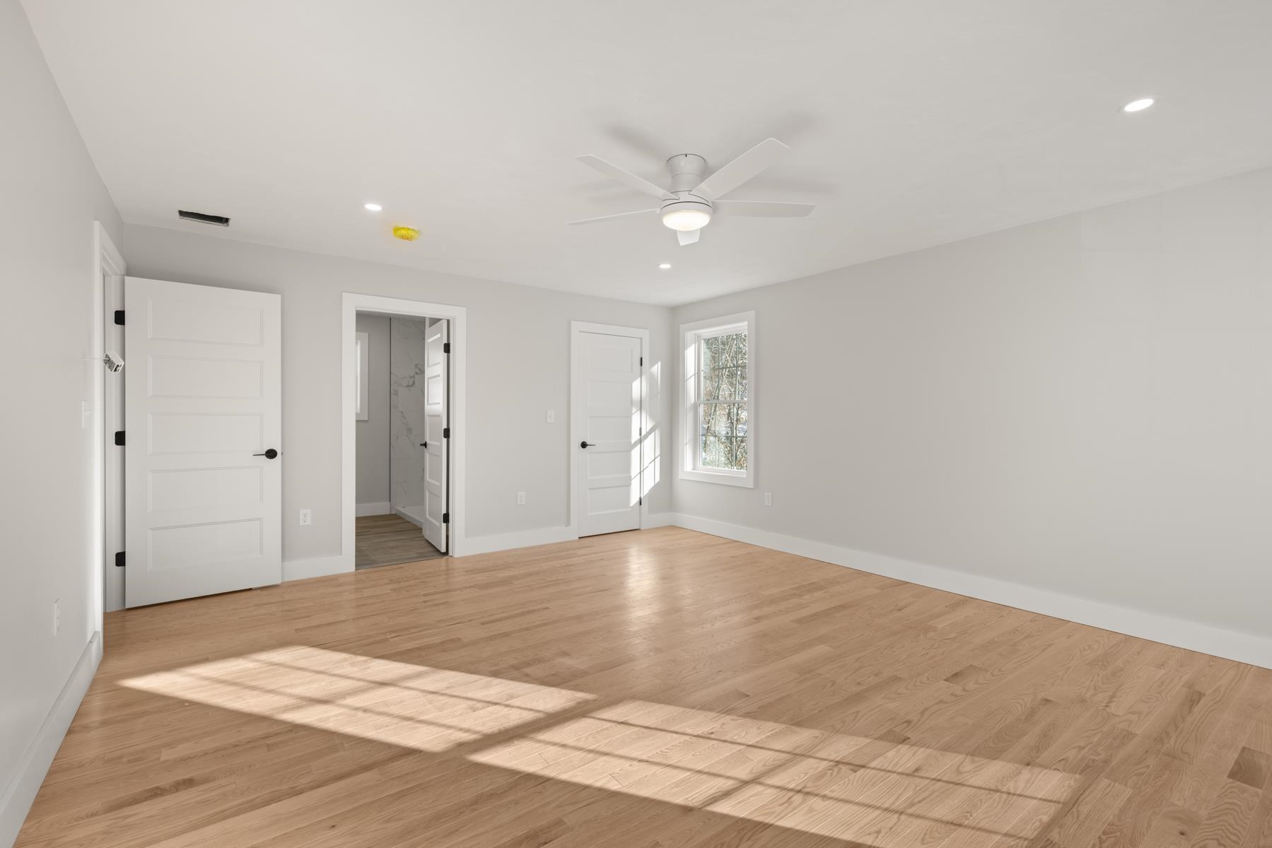 12 Peaslee Road Rochester, NH 03867 - Photo 15 of 32